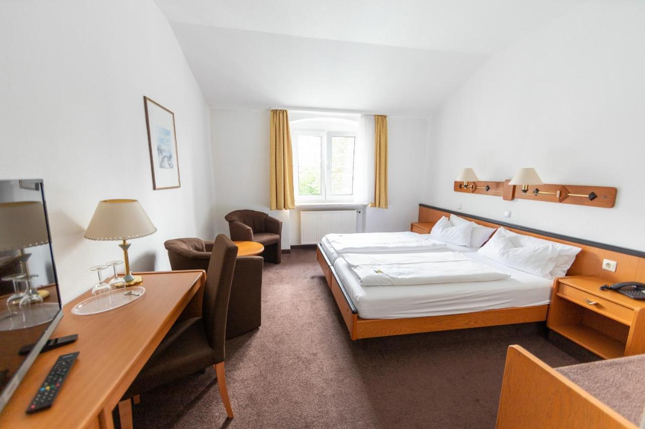 Sonnenhotel Hoher Hahn ชวาร์เซนเบิร์ก ภายนอก รูปภาพ
