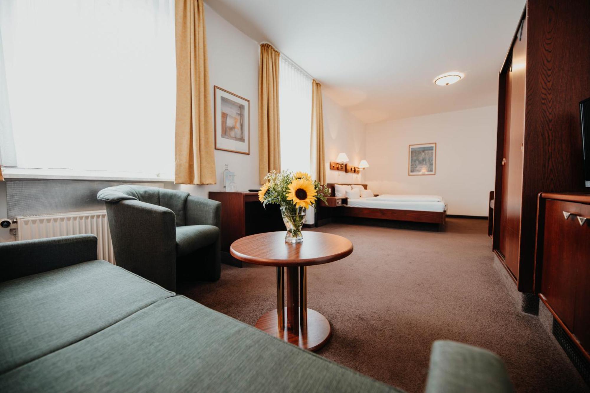 Sonnenhotel Hoher Hahn ชวาร์เซนเบิร์ก ภายนอก รูปภาพ