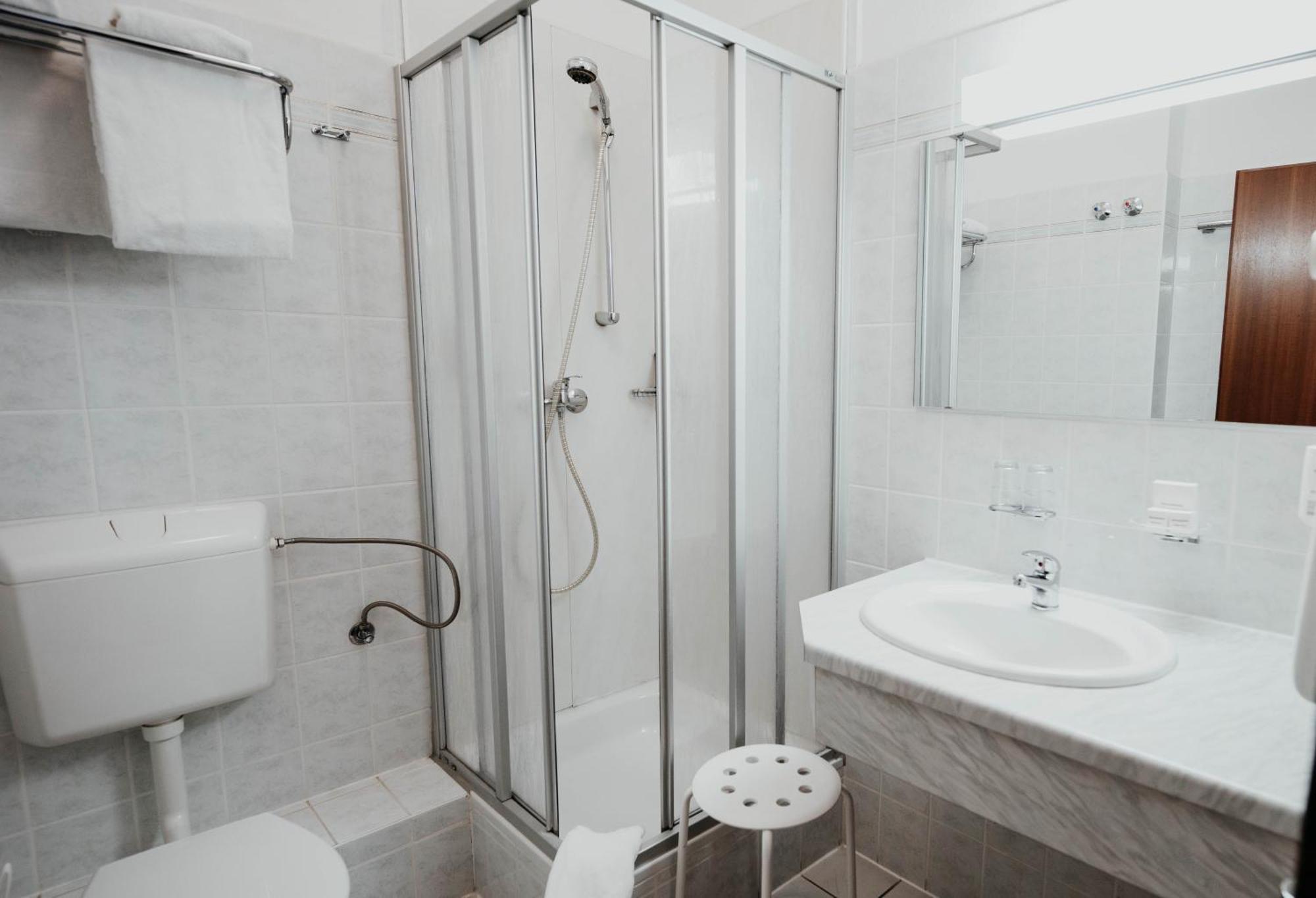 Sonnenhotel Hoher Hahn ชวาร์เซนเบิร์ก ภายนอก รูปภาพ